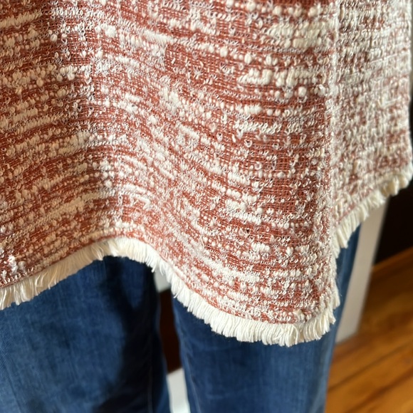 W5 Halter Top - Picture 3 of 7